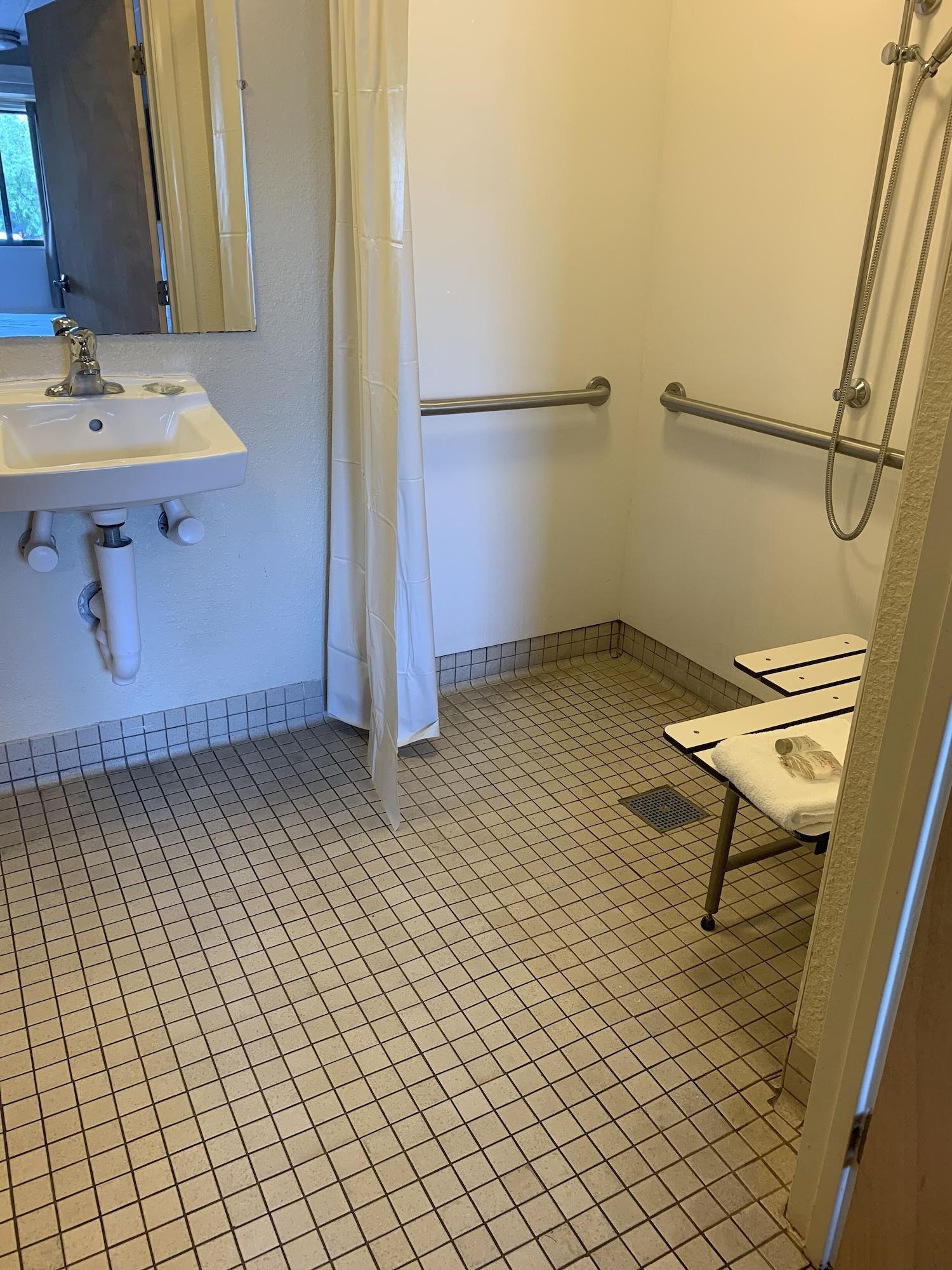 Red Roof Inn Plus+ St. Louis - Forest Park / Hampton Ave. Eksteriør billede