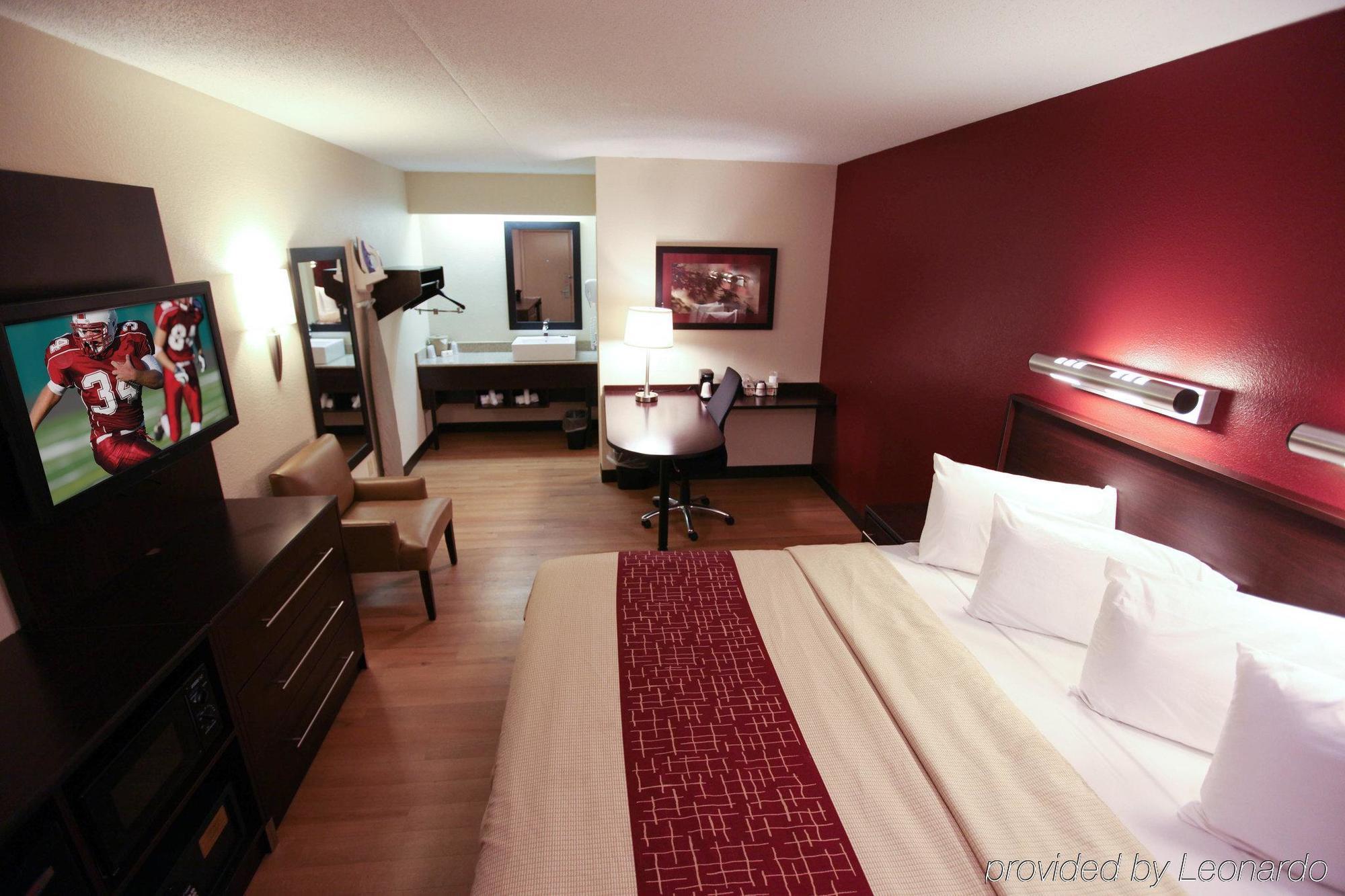 Red Roof Inn Plus+ St. Louis - Forest Park / Hampton Ave. Værelse billede
